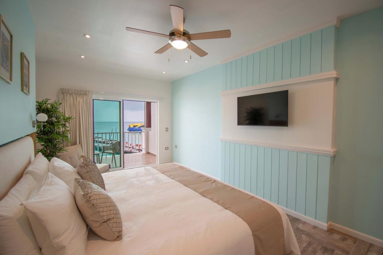 Hotel Bartolome Oceanfront